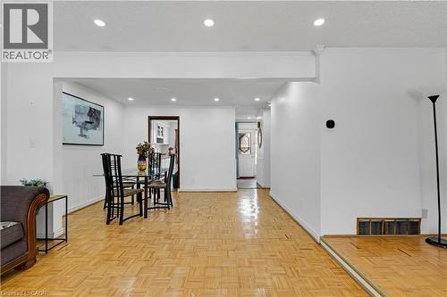 1180 Mississauga Valley Boulevard Unit# 4, Mississauga, ON - Indoor Photo Showing Other Room