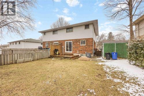 639 Stacy Court, Sarnia, ON - Outdoor