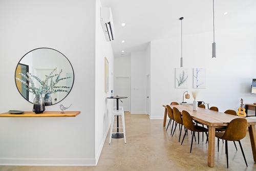 Salle à manger - 57 Ch. Du Poisson-Blanc, Notre-Dame-Du-Laus, QC - Indoor Photo Showing Dining Room