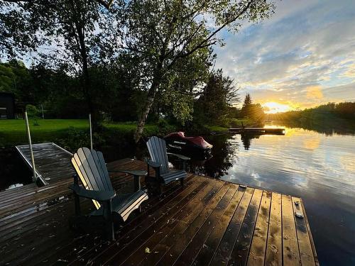 Vue sur l'eau - 57 Ch. Du Poisson-Blanc, Notre-Dame-Du-Laus, QC - Outdoor