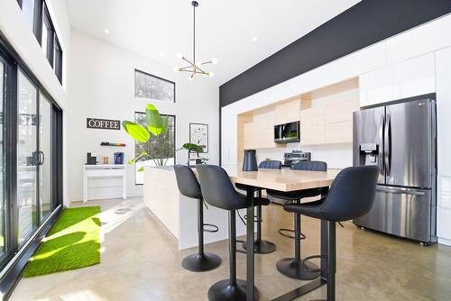 Cuisine - 57 Ch. Du Poisson-Blanc, Notre-Dame-Du-Laus, QC - Indoor