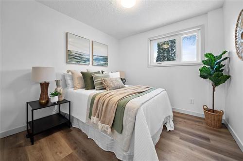 563 Matheson Ave, Winnipeg, MB 