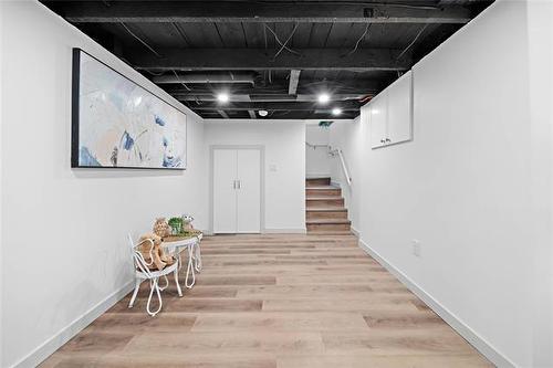 563 Matheson Ave, Winnipeg, MB 