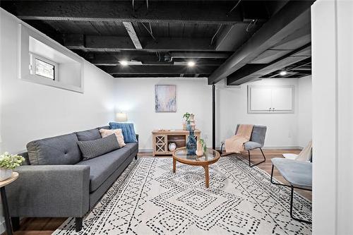 563 Matheson Ave, Winnipeg, MB 