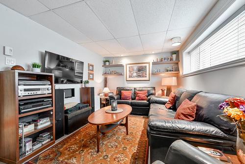 Salle familiale - 111 Rue Jubilee, Longueuil (Greenfield Park), QC - Indoor