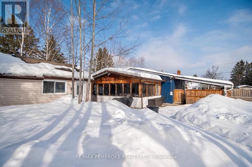 61 Doran Road, Petawawa, ON - Outdoor