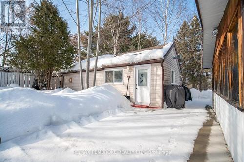 61 Doran Road, Petawawa, ON - Outdoor