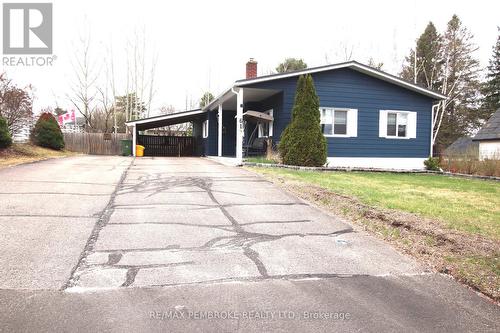 61 DORAN ROAD  Petawawa, ON K8H 1R3