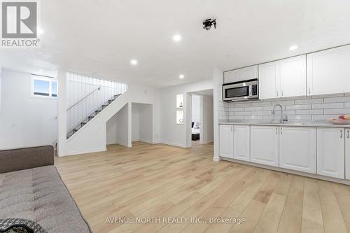 923 Pinecrest Road, Ottawa, ON - Indoor Photo Showing Kitchen