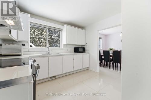 923 Pinecrest Road, Ottawa, ON - Indoor Photo Showing Kitchen