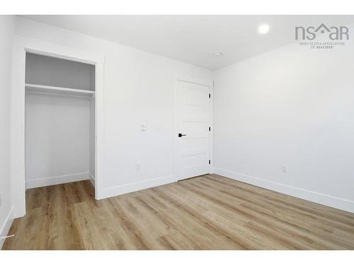 8 Five Rivers Drive, White Point, NS 