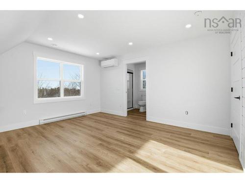 8 Five Rivers Drive, White Point, NS 