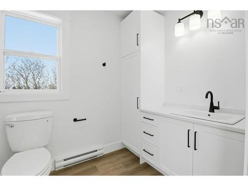 8 Five Rivers Drive, White Point, NS 