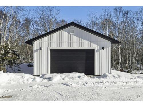 8 Five Rivers Drive, White Point, NS 