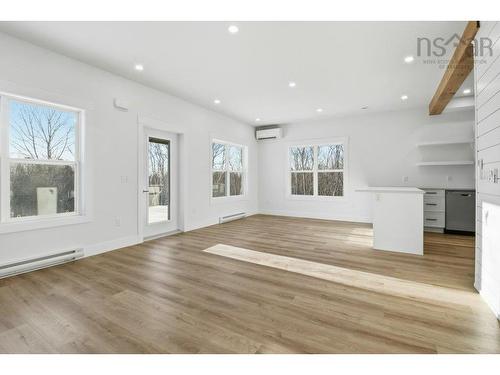 8 Five Rivers Drive, White Point, NS 