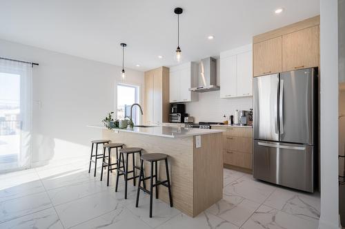 Cuisine - 13359Z Boul. Gouin O., Montréal (Pierrefonds-Roxboro), QC 