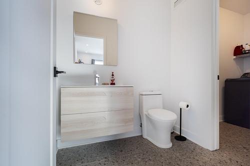 Salle d'eau - 13359Z Boul. Gouin O., Montréal (Pierrefonds-Roxboro), QC 