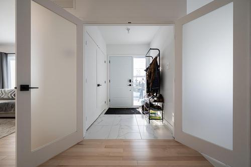 Hall d'entrée/Vestibule - 13359Z Boul. Gouin O., Montréal (Pierrefonds-Roxboro), QC 