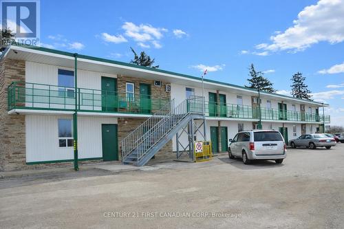 1701 London Line, Sarnia, ON 