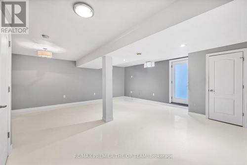 223 Landsbridge Street, Caledon, ON - Indoor