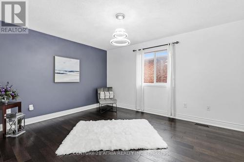 18 Abbott Avenue, Aurora, ON - Indoor Photo Showing Bedroom