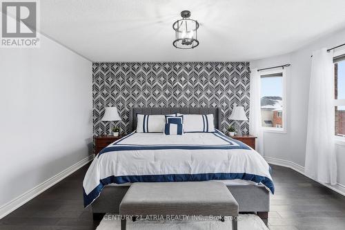 18 Abbott Avenue, Aurora, ON - Indoor Photo Showing Bedroom