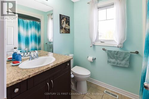 1479 Sandpiper Drive, London North (North D), ON - Indoor Photo Showing Bathroom