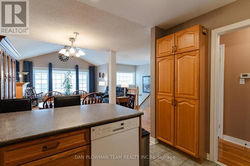 1 Westmore Street, Clarington, ON - Indoor Photo Showing Kitchen