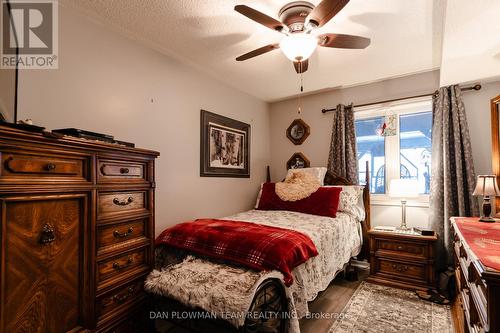1 Westmore Street, Clarington, ON - Indoor Photo Showing Bedroom