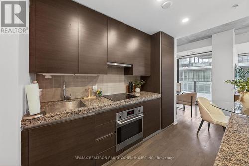 732 - 629 King Street W, Toronto, ON - Indoor