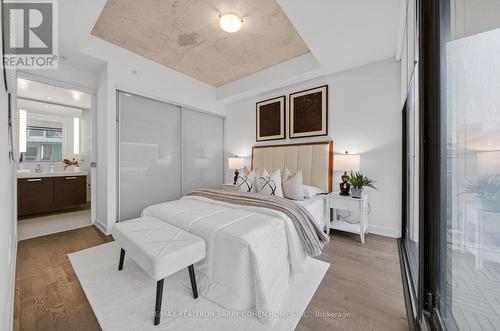 732 - 629 King Street W, Toronto, ON - Indoor Photo Showing Bedroom
