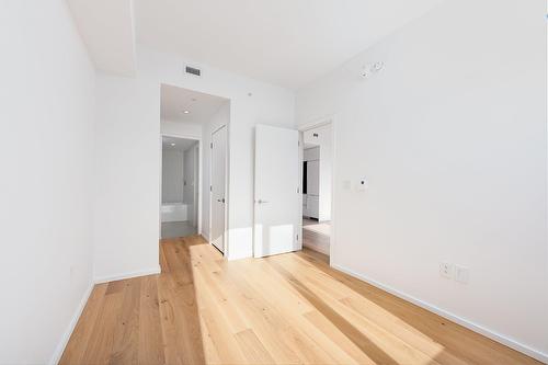 Chambre à coucher - 305-585 Av. Glengarry, Mont-Royal, QC - Indoor Photo Showing Other Room
