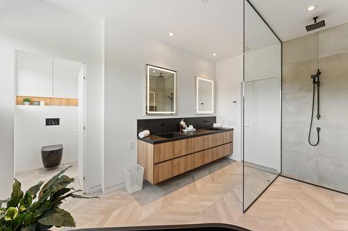 Salle de bains attenante à la CCP - 493Z Rue De Dessau, Granby, QC - Indoor