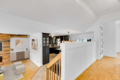 Salon - 471 Rue Pilon, Vaudreuil-Dorion, QC - Indoor Photo Showing Other Room