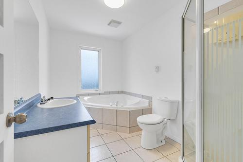 Salle de bains - 471 Rue Pilon, Vaudreuil-Dorion, QC - Indoor Photo Showing Bathroom