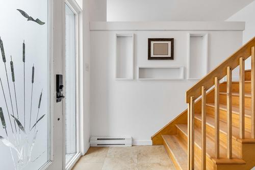 Hall d'entrée/Vestibule - 471 Rue Pilon, Vaudreuil-Dorion, QC - Indoor Photo Showing Other Room