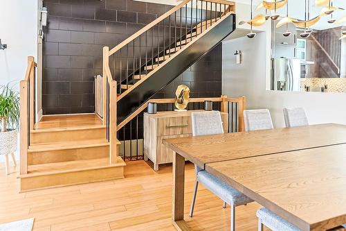 Escalier - 1760 Rue Des Francs-Bourgeois, Boisbriand, QC 