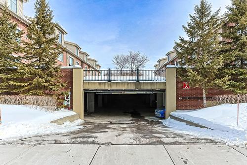 Garage - 1760 Rue Des Francs-Bourgeois, Boisbriand, QC 