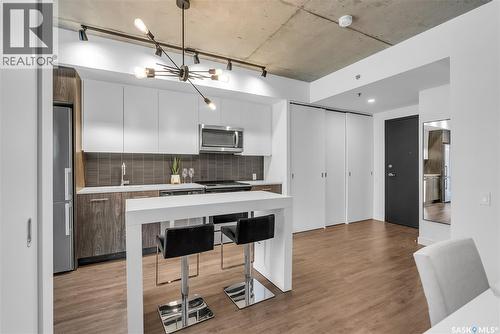 303 490 2Nd Avenue, Saskatoon, SK - Indoor Photo Showing Kitchen With Upgraded Kitchen