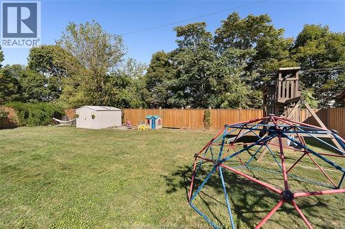 2462 Buckingham Drive, Windsor, ON - Outdoor