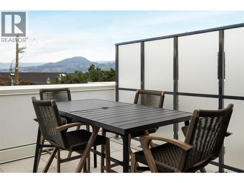 3313 Watt Road, Kelowna, BC - Outdoor With Exterior