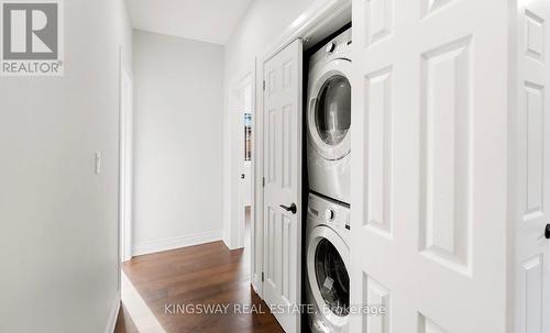 659 Roselaire Trail, Mississauga, ON - Indoor Photo Showing Laundry Room