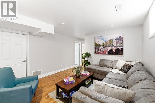 347 Middlefield Road, Peterborough (Ashburnham Ward 4), ON - Indoor Photo Showing Living Room