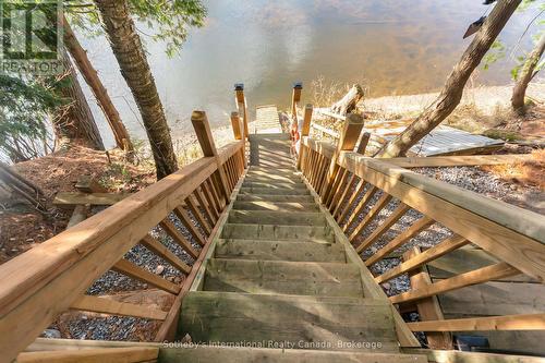 21 Sparrow Road, Kawartha Lakes (Somerville), ON - Indoor Photo Showing Other Room