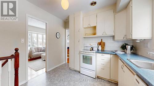 710 Oshawa Boulevard N, Oshawa (Centennial), ON - Indoor Photo Showing Kitchen