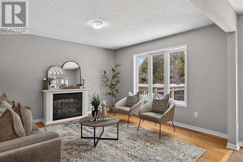 50 Cook Street, Kawartha Lakes (Lindsay), ON - Indoor Photo Showing Living Room With Fireplace