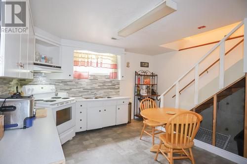 224 Doncaster Rd, Sault Ste. Marie, ON - Indoor Photo Showing Kitchen With Double Sink