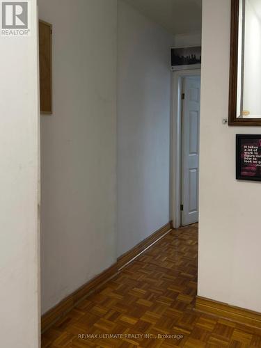 33 Shannon Street, Toronto, ON - Indoor Photo Showing Other Room