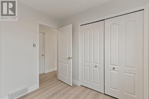 408 Brookhaven Place, London East (East A), ON - Indoor