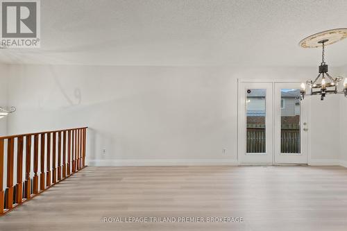 408 Brookhaven Place, London East (East A), ON - Indoor Photo Showing Other Room